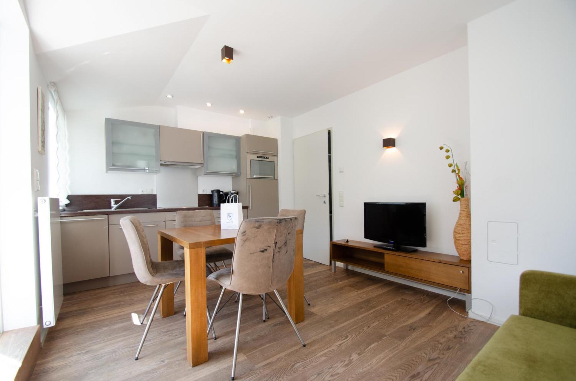 Finest Apartments Glacier View By All In One Apartments Капрун Екстериор снимка